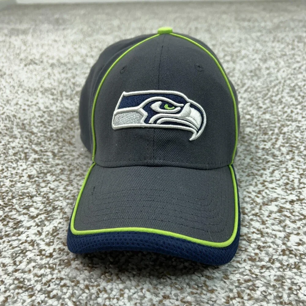 Seattle Seahawks Hat‎ Cap Flex Mens Small NFL Football 39THIRTY New Era Sports